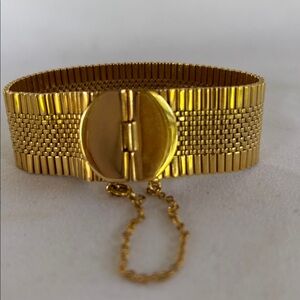 VINTAGE RARE NAPIER MEN’s GOLD TONE BRACELET WITH SAFETY CHAIN